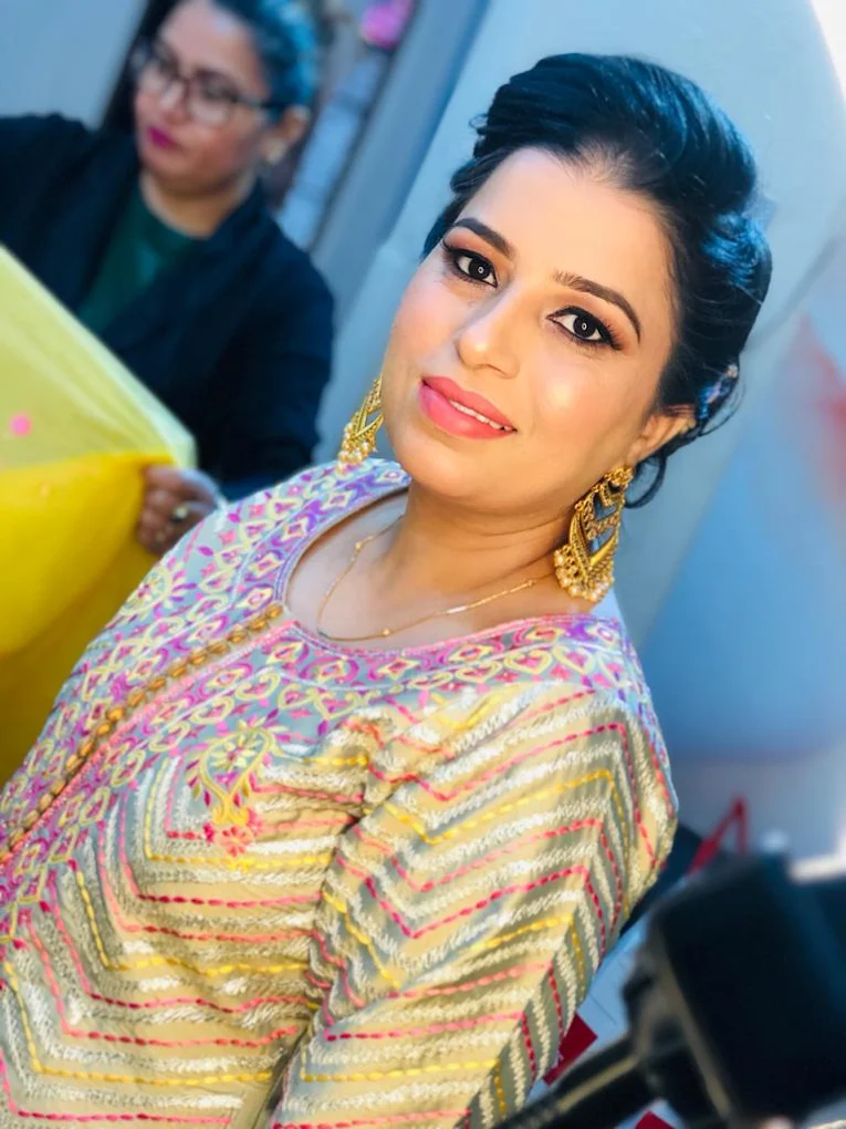 AR Hair Studio Salon Amritsar Cantt. makeuo