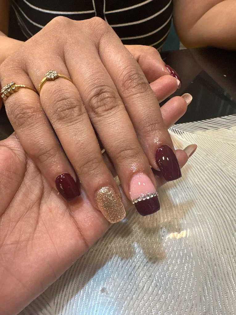 Amils Hair Lounge Patiala nails