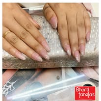 Bharti Taneja ALPS Luxury Clinic Greater Kailash New Delhi nail art