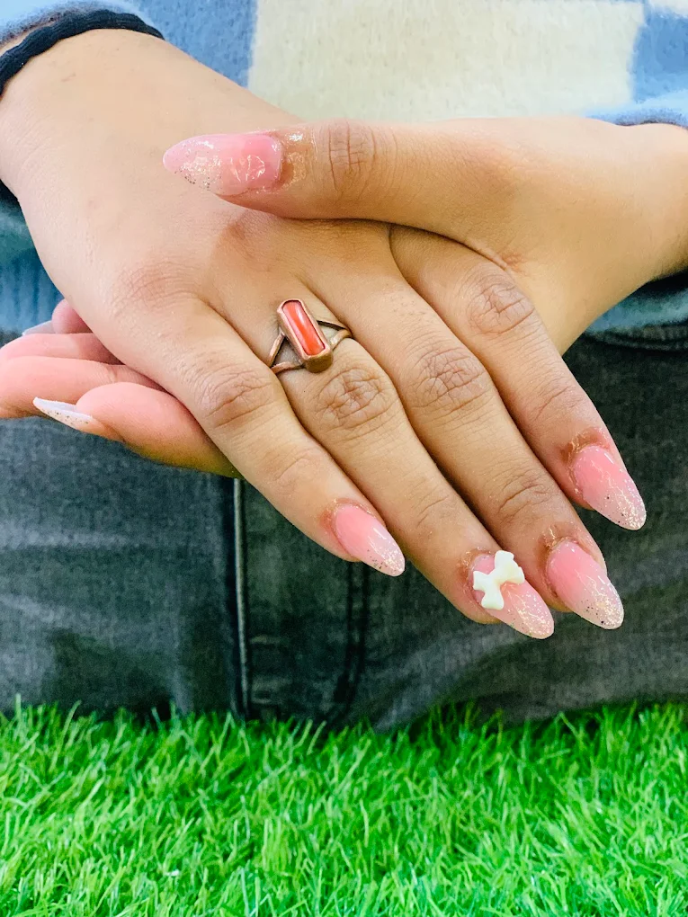 DN unisex salon Faridkot nail extension