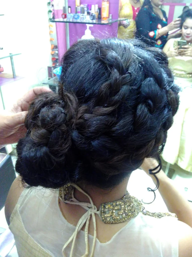 Diamond Beauty Salon Firozpur hairdo