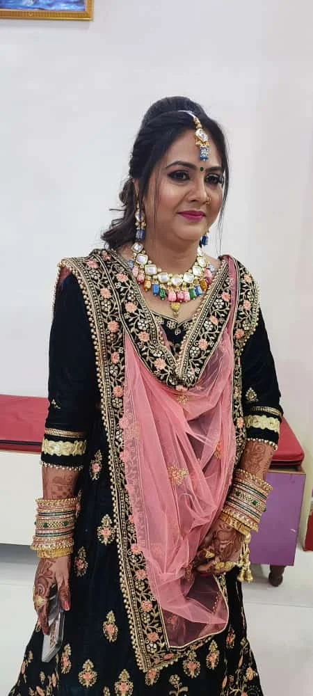 Diamond Beauty Salon Firozpur makeup