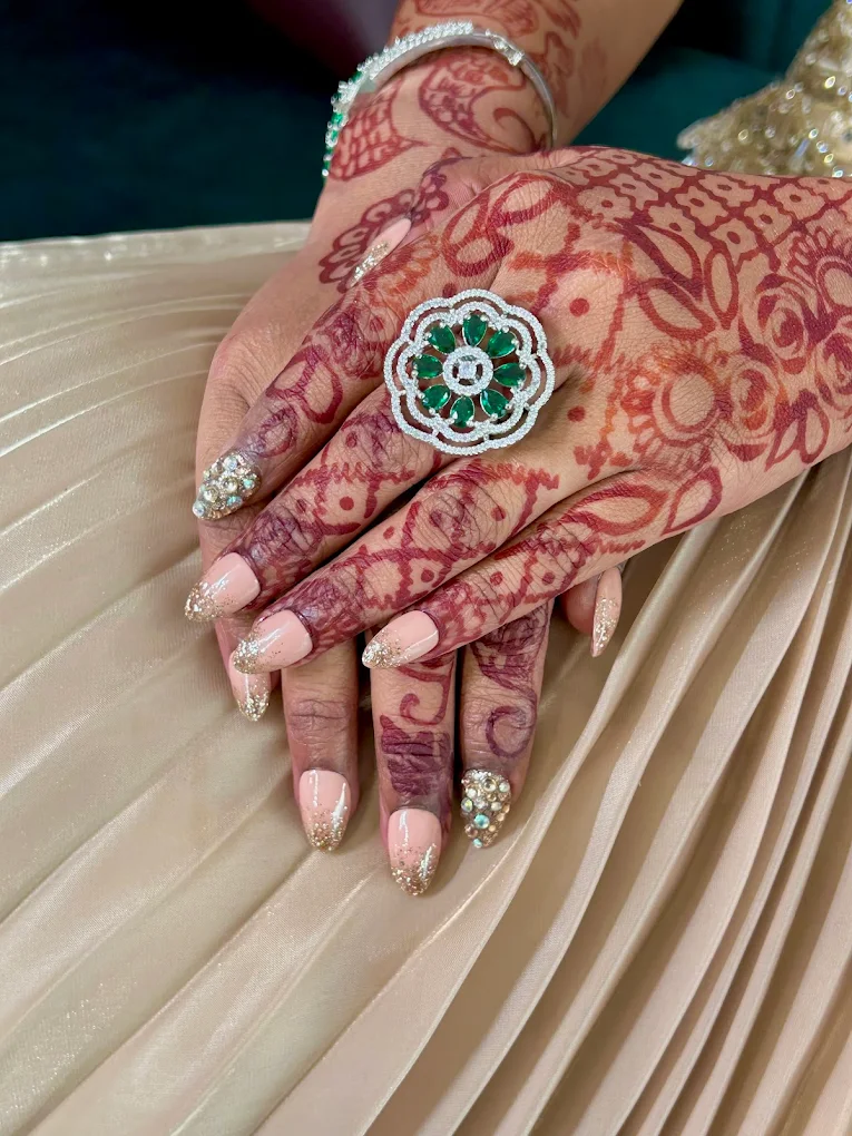 Diora Queen Unisex Salon and Academy Ambala nails 1