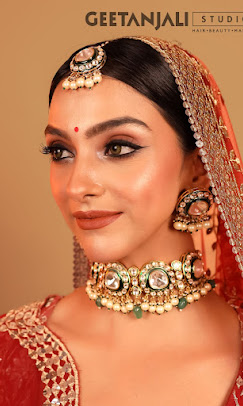 Geetanjali Studio IThums Galleria Alpha II Greater Noida