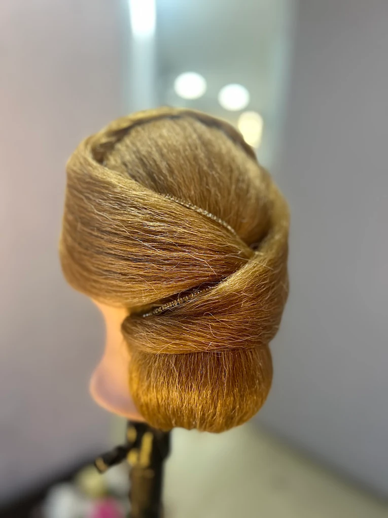 Hair Turners Bridal Studio Ludhiana hair style