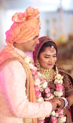 Lakme Salon Noida Sector 18 bridal makeup