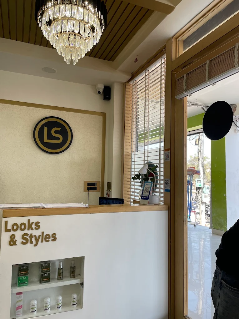 Look Style Salon Bathinda profile image 2