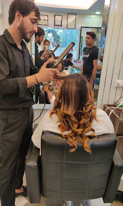 Naseem Salon Academy Lajpat nagar New Delhi profile 3