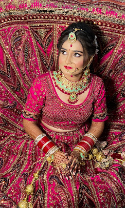 Pink Scissor Unisex Salon Mathura makeup course