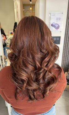 STUDIO 11 FAMILY SALON Ayodhya hir cutting
