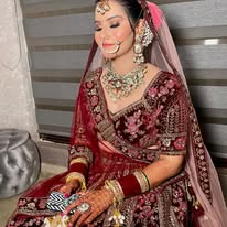 Sakshi Urvashi Beauty Studio Indirapuram