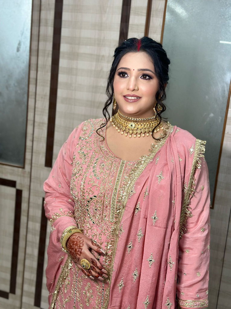 Shree hair beauty salon Amritsar makeup