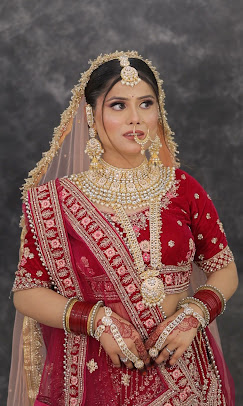 bridal makeup Meenakshi Dutt Makeover Ghaziabad