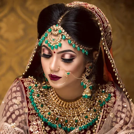 bridal makeup by Sakshi Urvashi Beauty Studio