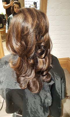 hair colors Looks Salon Jalandhar