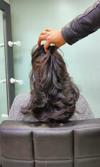 hair salon Lakme Salon Vasant Vihar Delhi