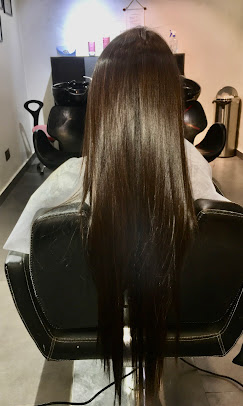hair style Lakme Salon Kanpur