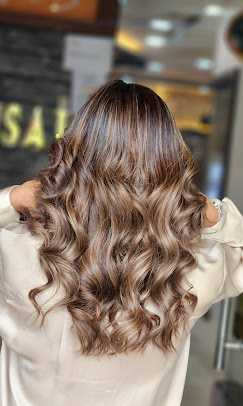 hair style byAkram Husain salon n spa Hoshiarpur