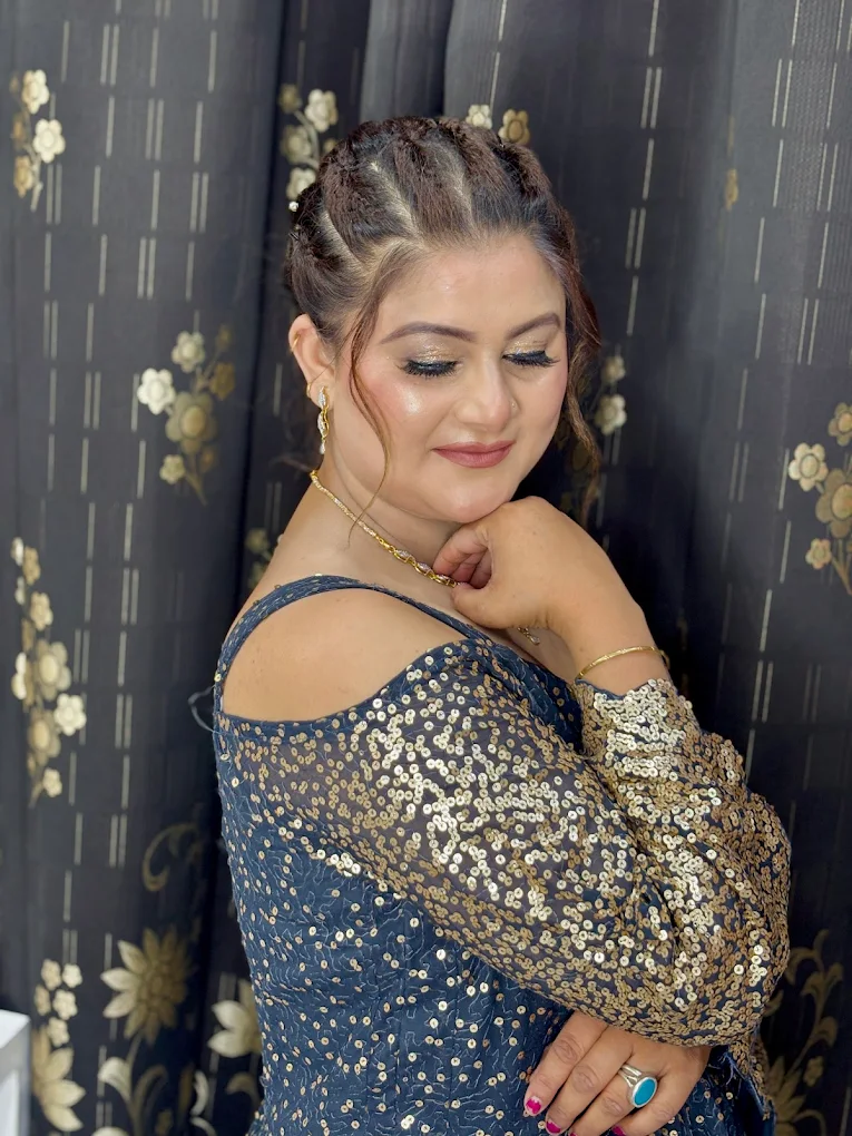 makeup by The Luxurious Nails By Saadgi Gurdaspur