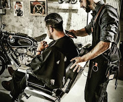 men hair cutting Looks Salon Defence Colony New Delhi