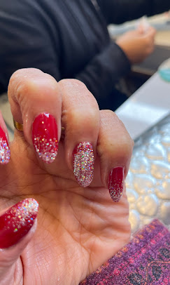 nail art byKhushi Makeovers and academy Mohali
