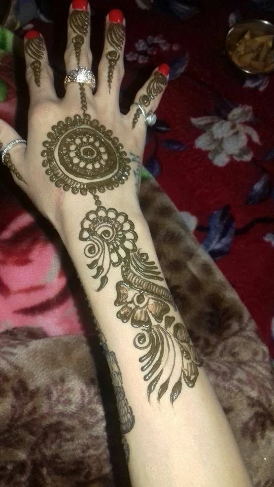 London Hair Salon Panipat mehndi