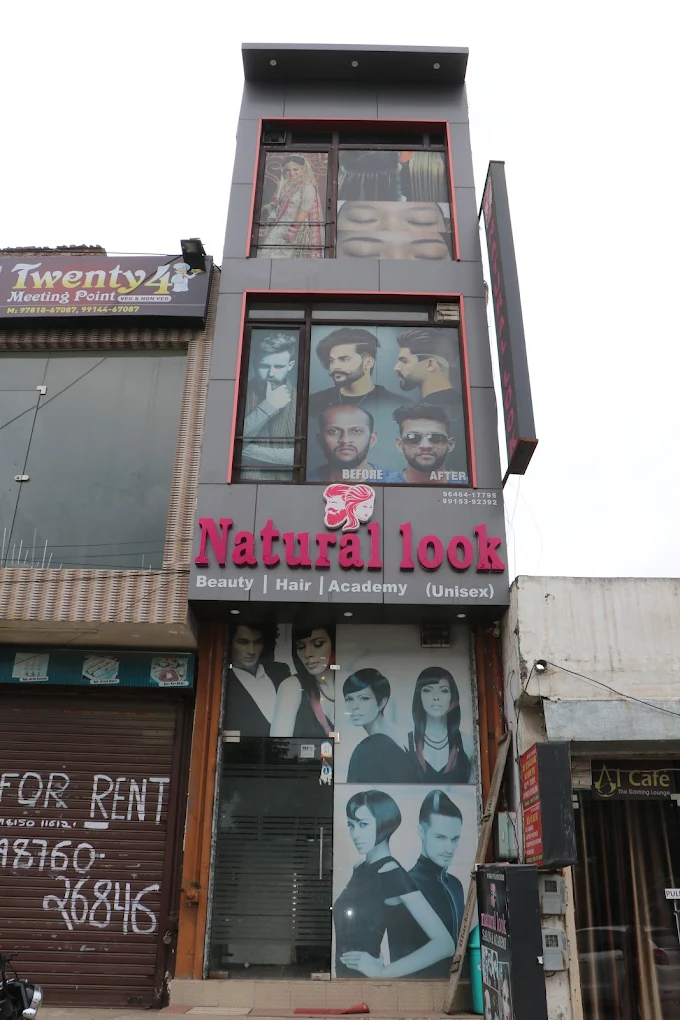 Natural Look Salon Academy Ludhiana profile image