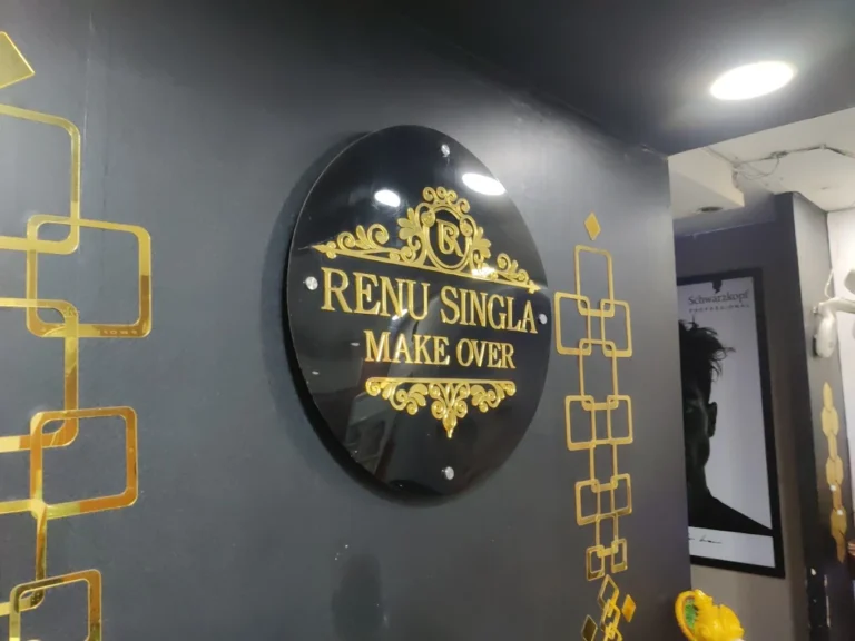 Renu Singla Makeovers Panipat logo 768x576