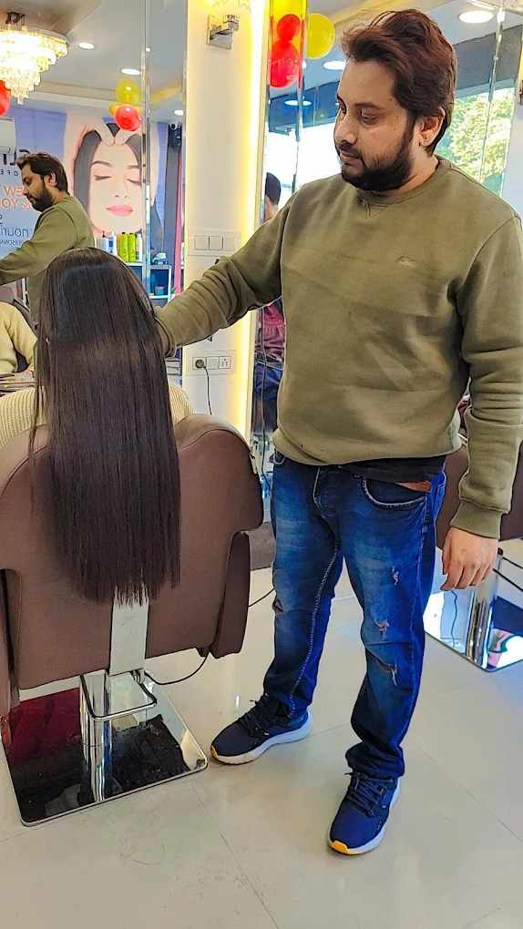 Sahil Colour Master Unisex Salon Mohali keratin