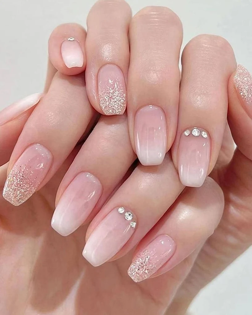 Tress Lounge A Family Salon Panchkula nail extension