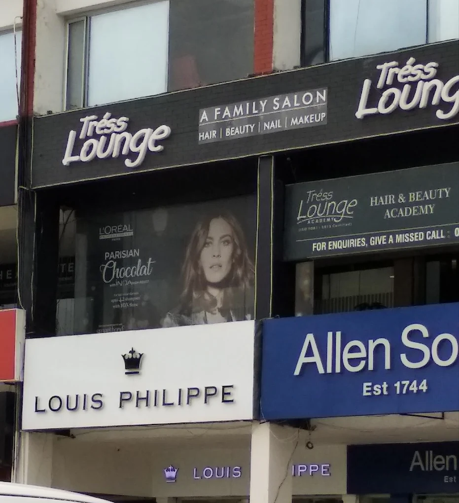 Tress Lounge A Family Salon Panchkula profile image