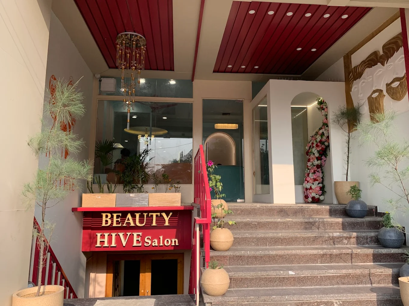 Beauty Hive Salon hisar profile image