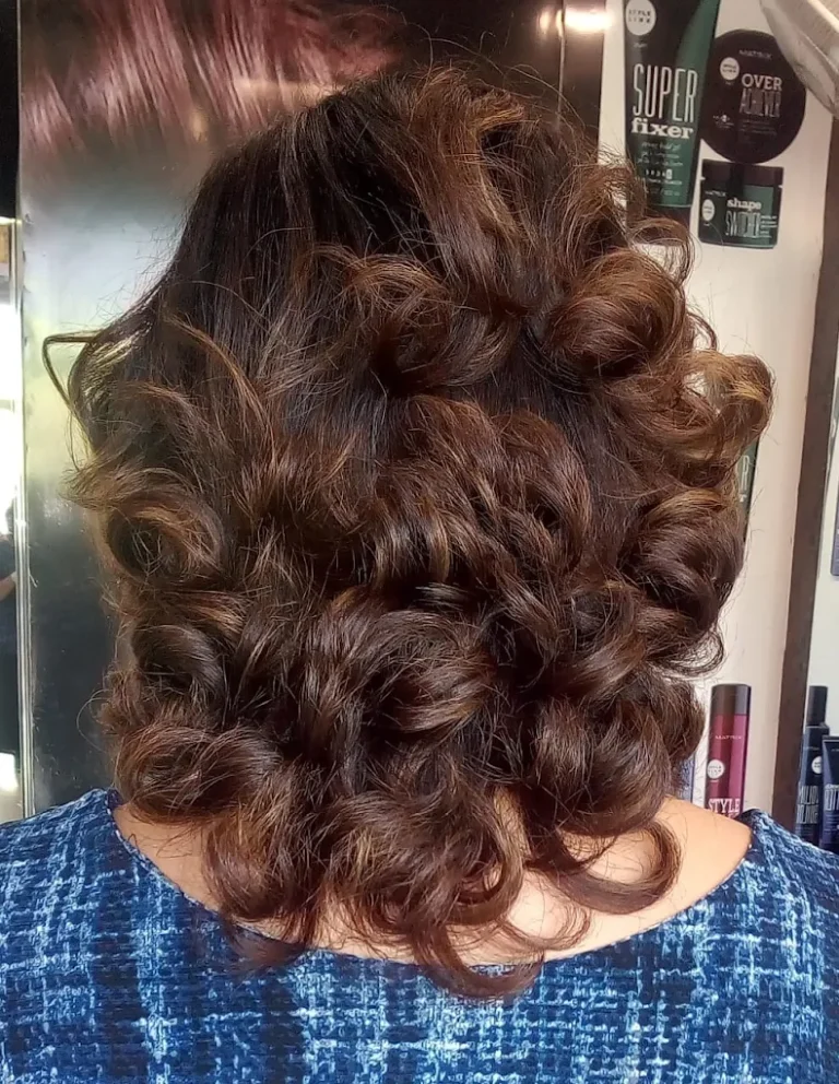 Crayon Salon Academy Kaithal hair 768x992