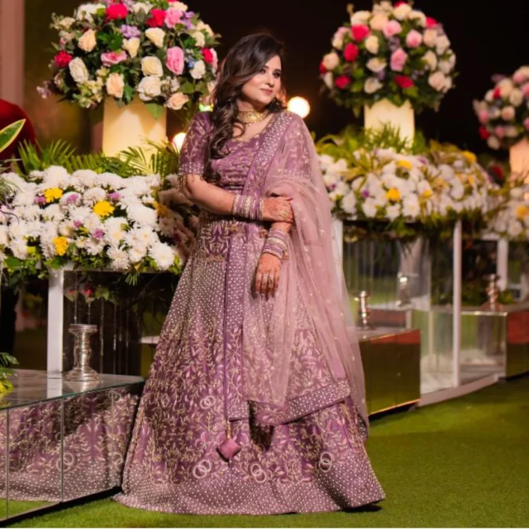 Himanshi Dua Makeover Panipat party makeup 768x769
