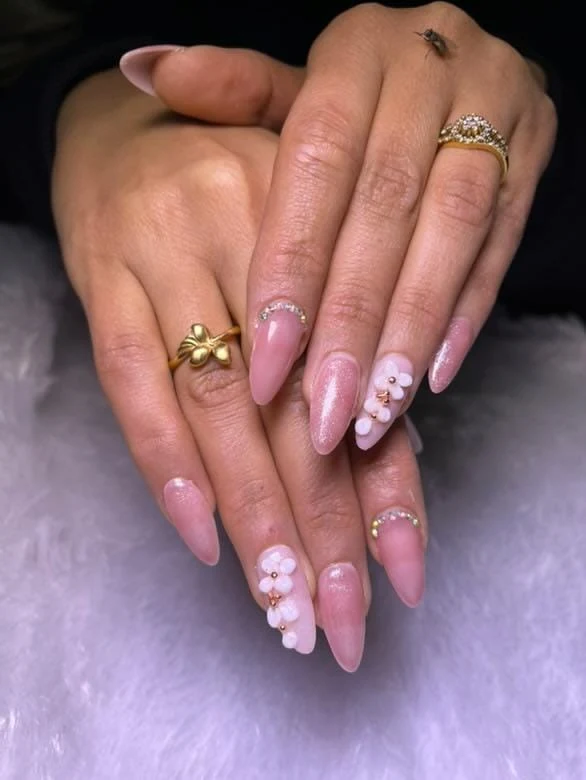 Isha Makeover Academy Kaithal nail artist