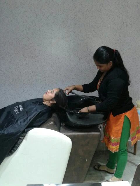Karishma Beauty parlour kaithal hairr