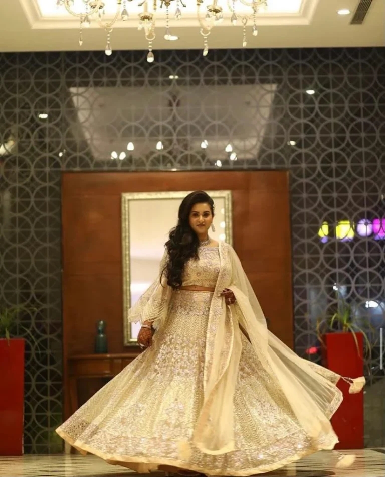 Lakme Salon Hisar party makeup 768x950
