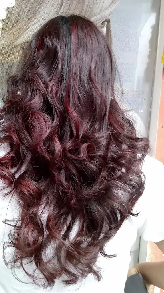 Nailashes By Shubhi Rewari hair