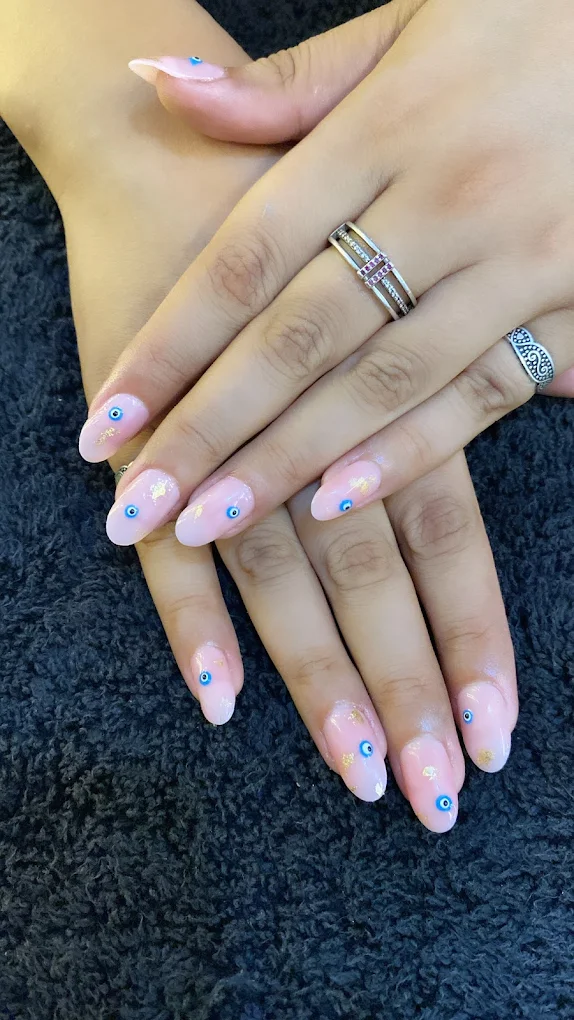 Prerna Makeovers kaithal nails