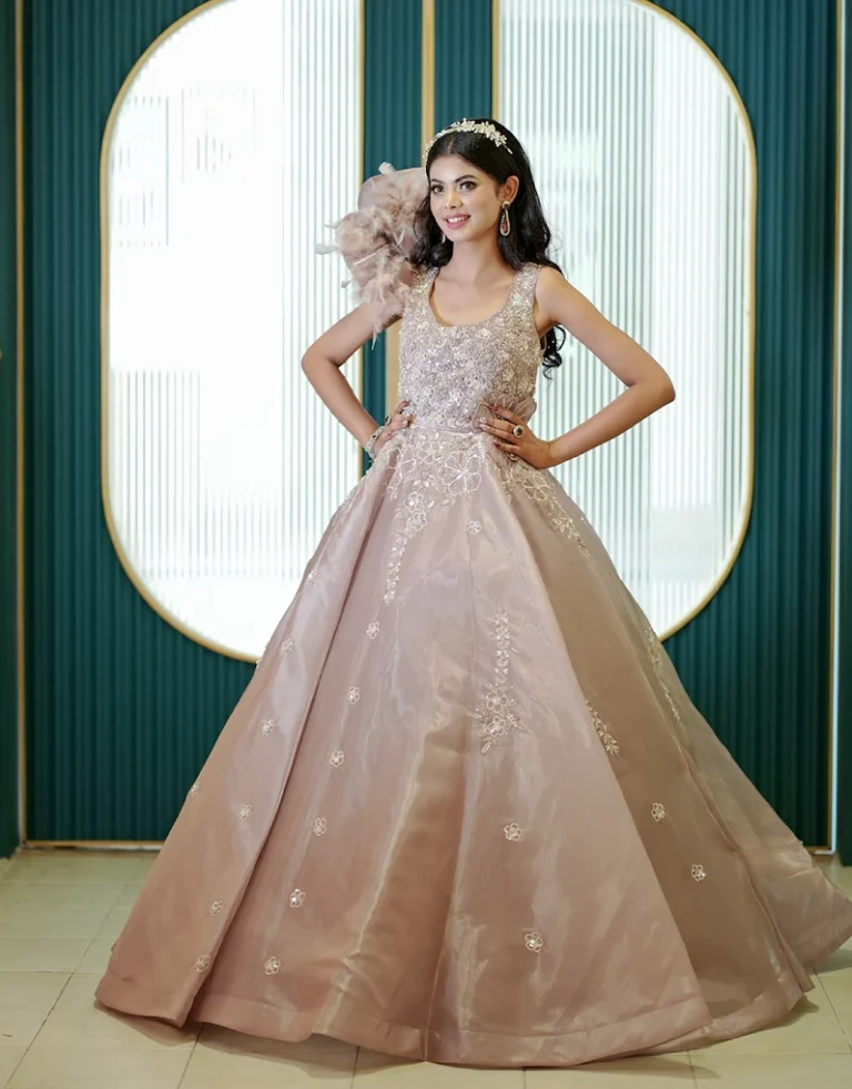 Priya Makeovers Hisar engagement 768x982