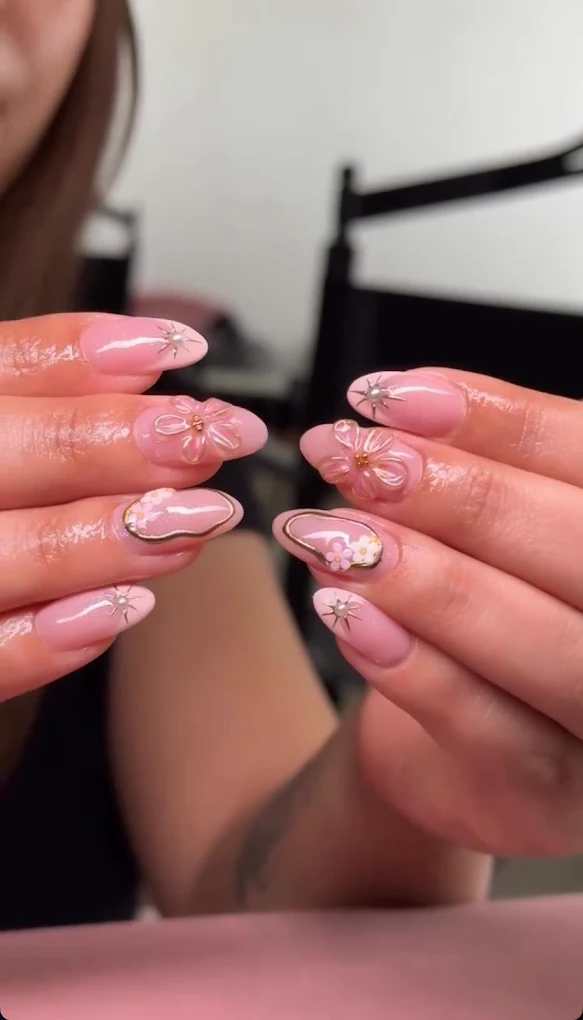 Sahiba Makeovers Hisar nail extension