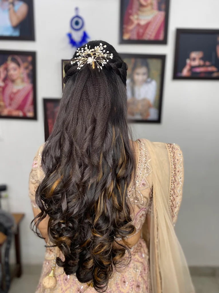 Sheetal Hooda Makeovers Rohtak hairsttyle