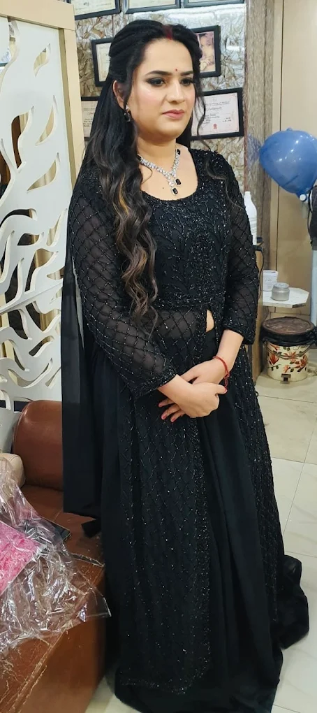 Style Makeover Hair nails studio Sonipat makeup