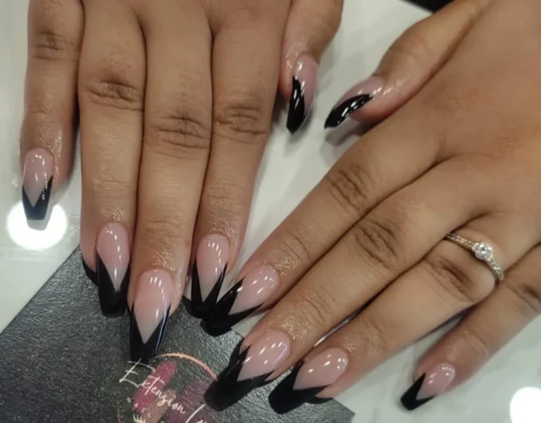 99 Unisex salon Faridabad nail extension 768x601
