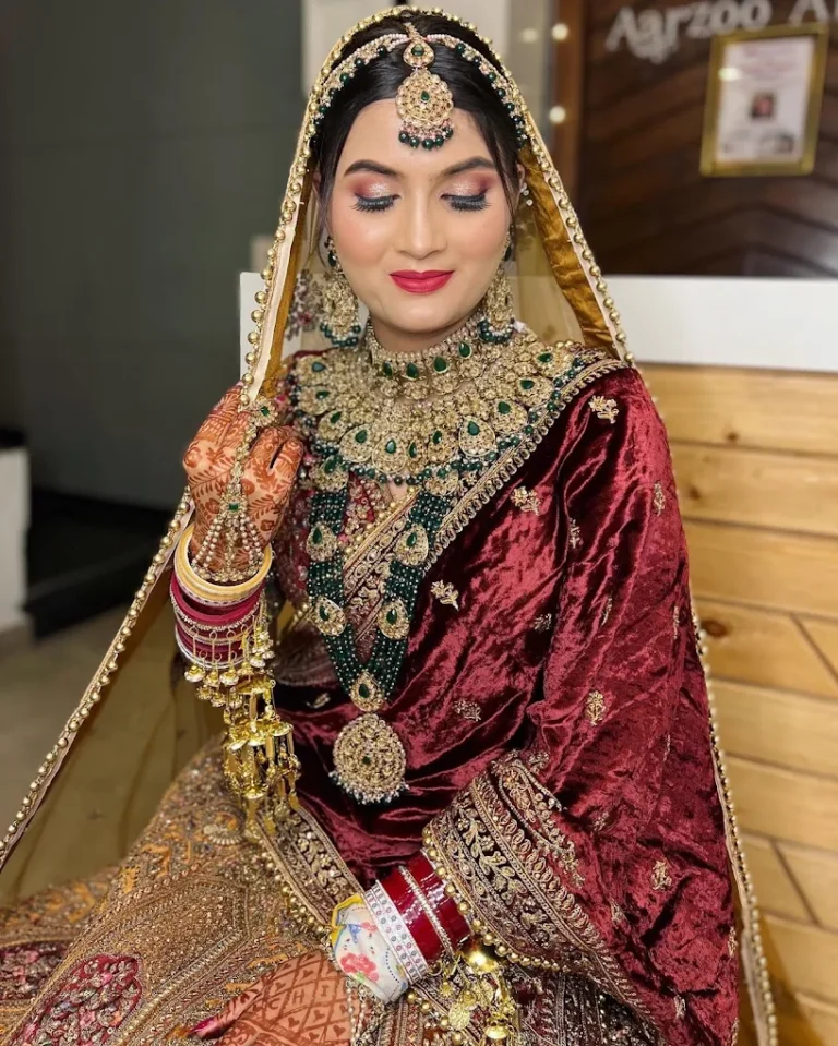Aarzoo Arora Makeup Studio Salon faridabad bridal 768x959