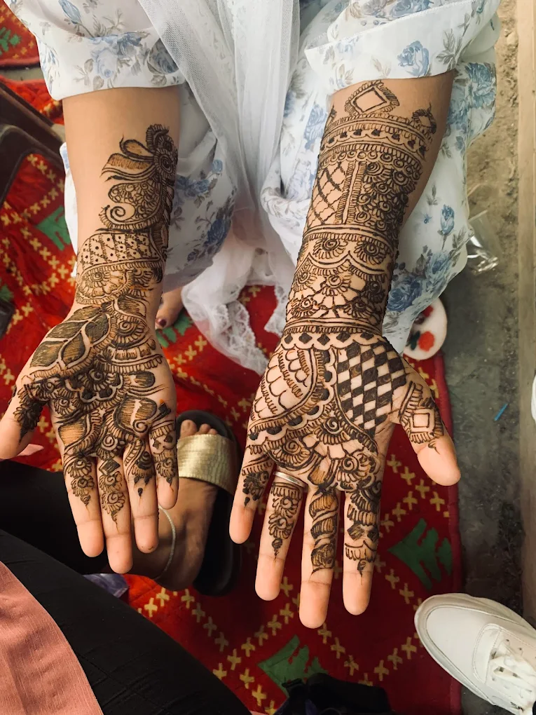 Apsara Salon Faridabad mehndi