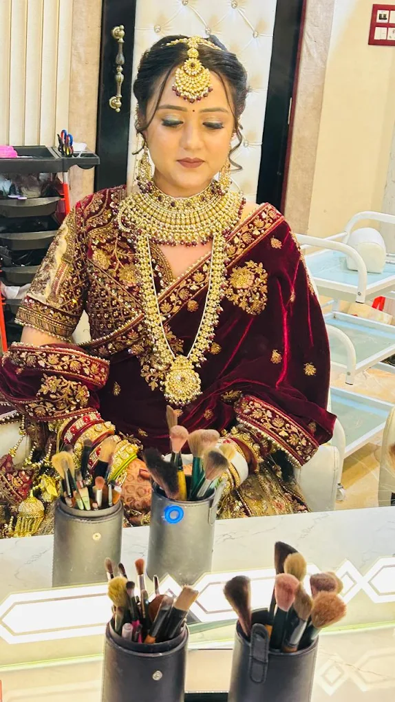 Beauty Update Salon safidon bride makeup