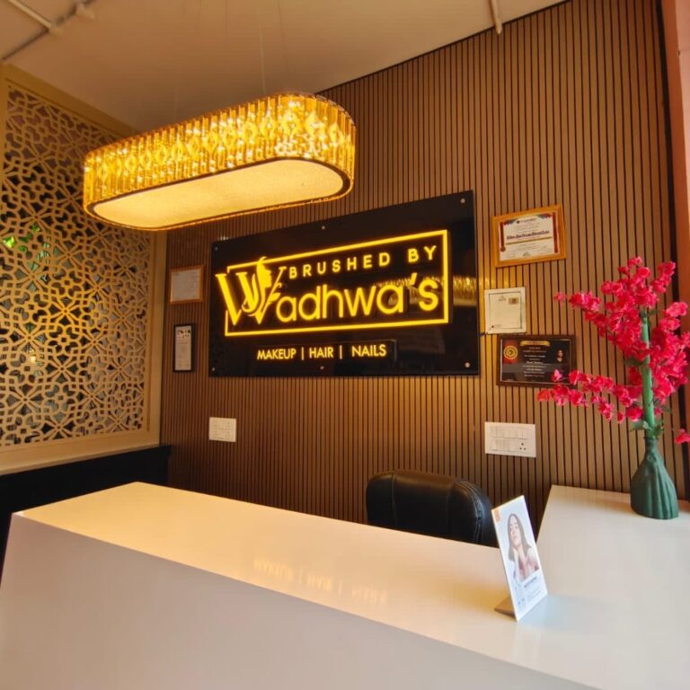 Brushed by wadhwas Salon faridabad logo 768x768