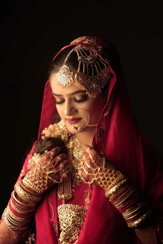 Dream Makeovers faridabad bridak