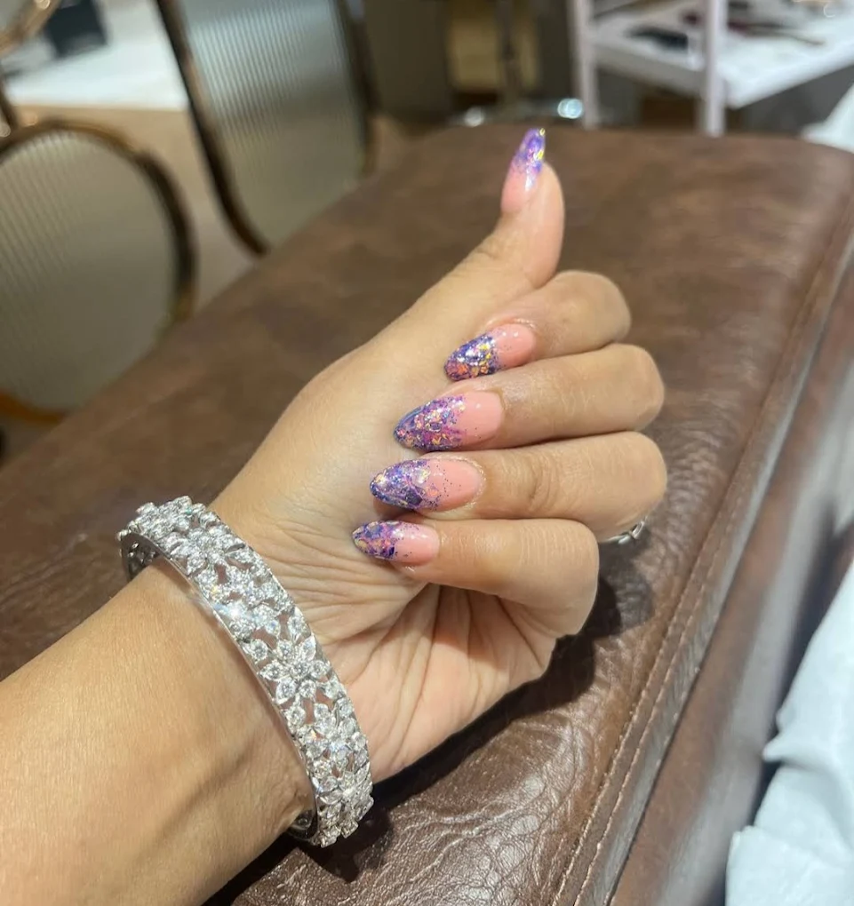 Earth Unisex salon Yamunanagar nail